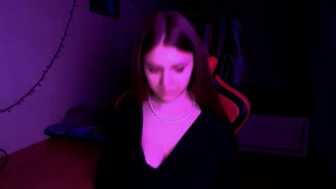 Mari online show from January 11, 3:39 pm