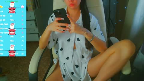 Snapshot of _sweet_ruby_ chatting on January 3, 7:27 am Milana welcome to my world online show from January 3, 7:27 am