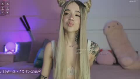 Snapshot of _tammarra_ chatting on February 5, 3:53 pm _tammarra_ online show from February 5, 3:53 pm