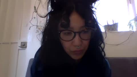 _tutti_frutti_ online show from January 4, 9:09 pm