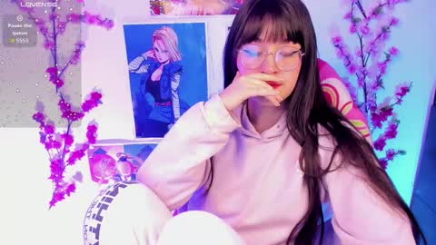 Snapshot of _urcutekitty chatting on October 13, 7:00 am online show from October 13, 7:00 am