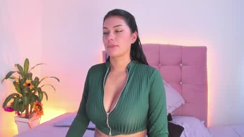 Vale online show from March 8, 2:38 pm