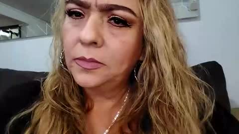 Valerie online show from November 21, 5:26 pm