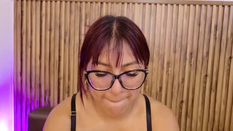 Veronica online show from October 10, 2:11 pm