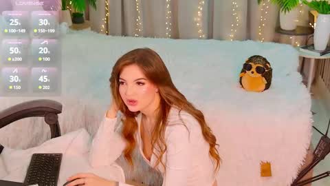 Snapshot of _your_heart_ chatting on October 18, 5:10 am Ani online show from October 18, 5:10 am