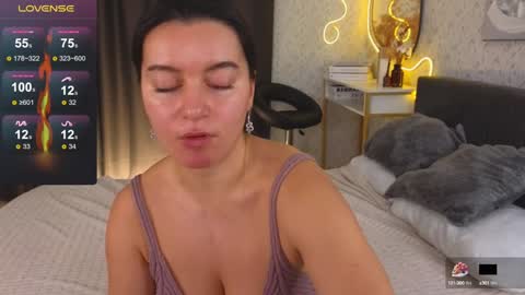 Snapshot of _your_sweetdream chatting on January 23, 8:15 am Jasmine online show from January 23, 8:15 am