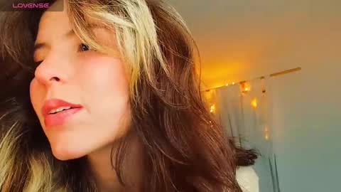 Snapshot of _yourcherrybomb chatting on February 22, 12:05 am _yourcherrybomb online show from February 22, 12:05 am