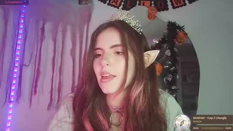 Snapshot of _yourcherrybomb chatting on October 5, 5:56 am _yourcherrybomb online show from October 5, 5:56 am