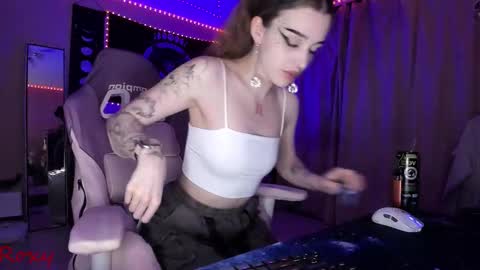 Roxy online show from March 7, 4:25 pm