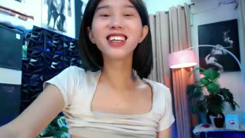 Lovely Yana  online show from April 1, 1:41 pm