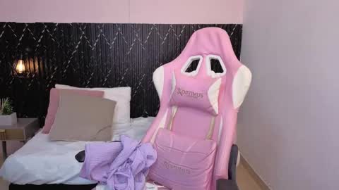 Abby Lee  online show from March 1, 8:41 pm