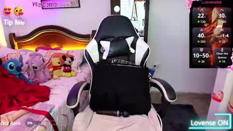 Snapshot of aamanda_queen chatting on September 29, 3:06 pm aamanda online show from September 29, 3:06 pm