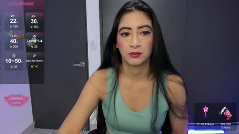 Snapshot of aandreamartinez1 chatting on September 28, 11:48 am andrea online show from September 28, 11:48 am
