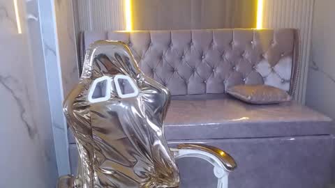 Abby online show from March 3, 1:17 pm