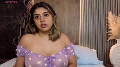 Abbygail online show from November 10, 12:33 pm