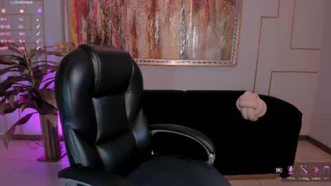 Snapshot of abbydalton chatting on October 16, 7:05 pm Abby Dalton online show from October 16, 7:05 pm