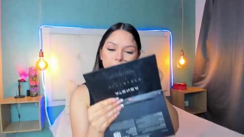 Abby Dixon  online show from March 9, 1:25 pm