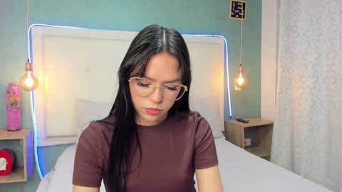 Abby Dixon  online show from February 4, 12:08 am