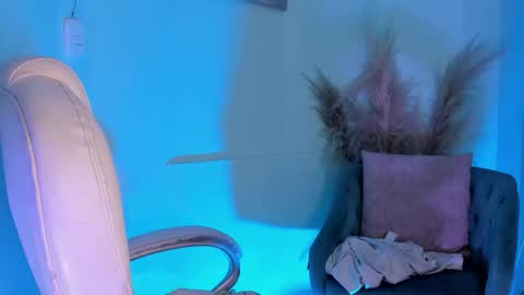 ABBY online show from October 18, 11:06 pm