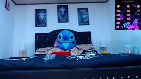 abbyshinne online show from November 4, 1:05 pm