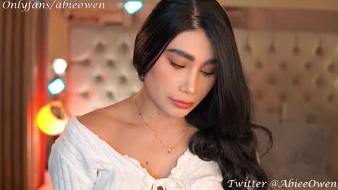 abie_owen online show from January 14, 11:16 pm