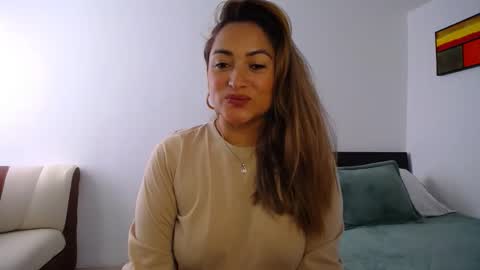 ximena online show from March 11, 1:47 pm