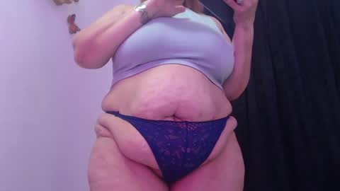 abigail_jhonss online show from April 16, 4:13 am