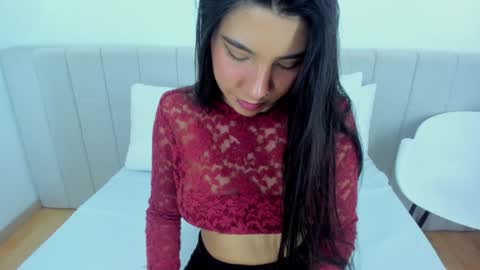 Abigail  online show from December 11, 3:05 pm