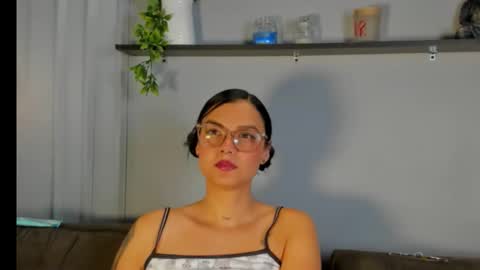 Abril jones online show from October 20, 10:40 am