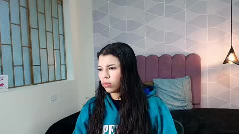 ABRIL MATTHEWS online show from January 18, 12:04 pm