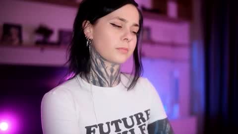 acid_pie online show from November 1, 8:13 pm