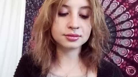 Snapshot of adalyndirty chatting on October 3, 5:23 am Adalyn online show from October 3, 5:23 am