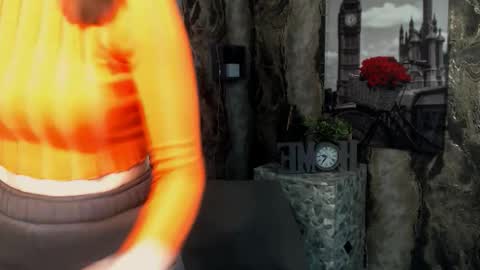 adamais_ online show from December 15, 7:46 am