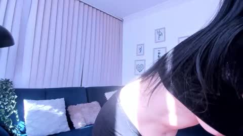 adara__star online show from March 1, 1:55 pm