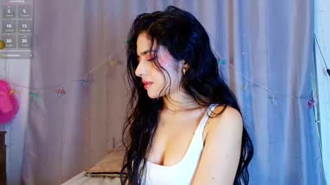  Adara Johnson  online show from January 17, 11:50 am