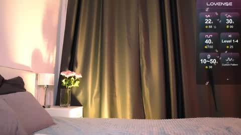 Snapshot of addy_moon chatting on February 24, 6:36 pm Addy online show from February 24, 6:36 pm