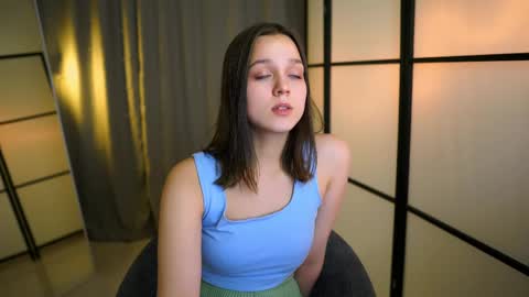 Snapshot of addy_moon chatting on March 7, 4:33 pm Addy online show from March 7, 4:33 pm