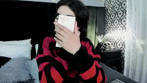 Snapshot of adeelinee chatting on September 18, 8:29 pm Ade online show from September 18, 8:29 pm