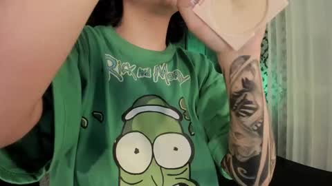 Ade  online show from November 29, 8:35 pm