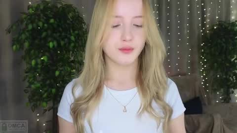 Adele online show from February 14, 6:19 pm