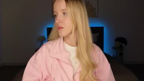 Adele online show from April 23, 9:17 pm