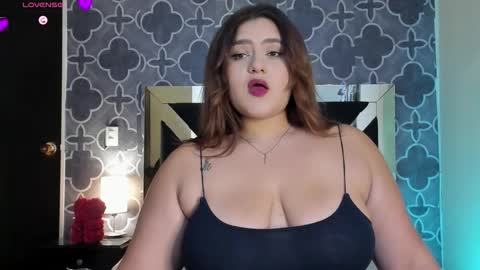 adele cruzz online show from March 5, 9:54 pm