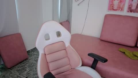 Sofi online show from October 3, 9:31 pm