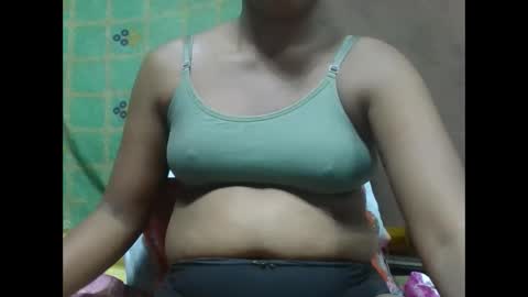 adelealy online show from March 6, 5:14 am