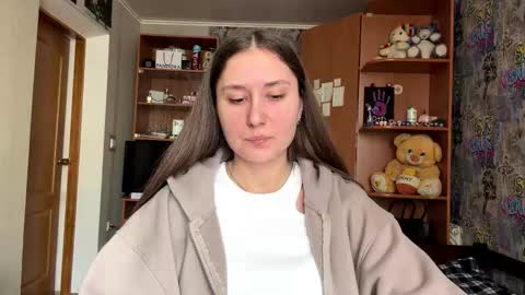 Poly online show from March 30, 8:58 am