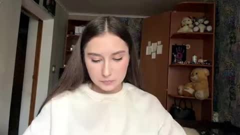 Poly online show from April 9, 11:48 am