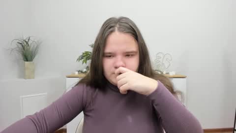 adelecruzz online show from January 20, 1:11 pm