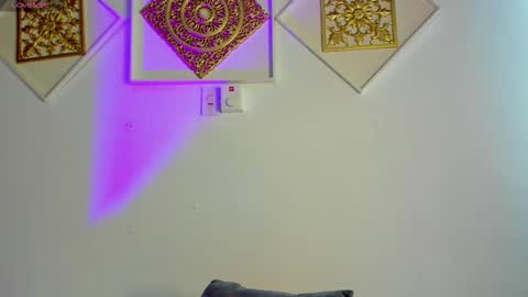 adeline online show from February 25, 4:03 am