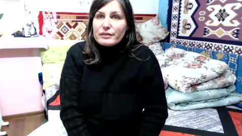 adelinemilf online show from February 9, 10:06 am