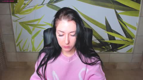Snapshot of adell_berry chatting on January 14, 2:08 am Adel online show from January 14, 2:08 am
